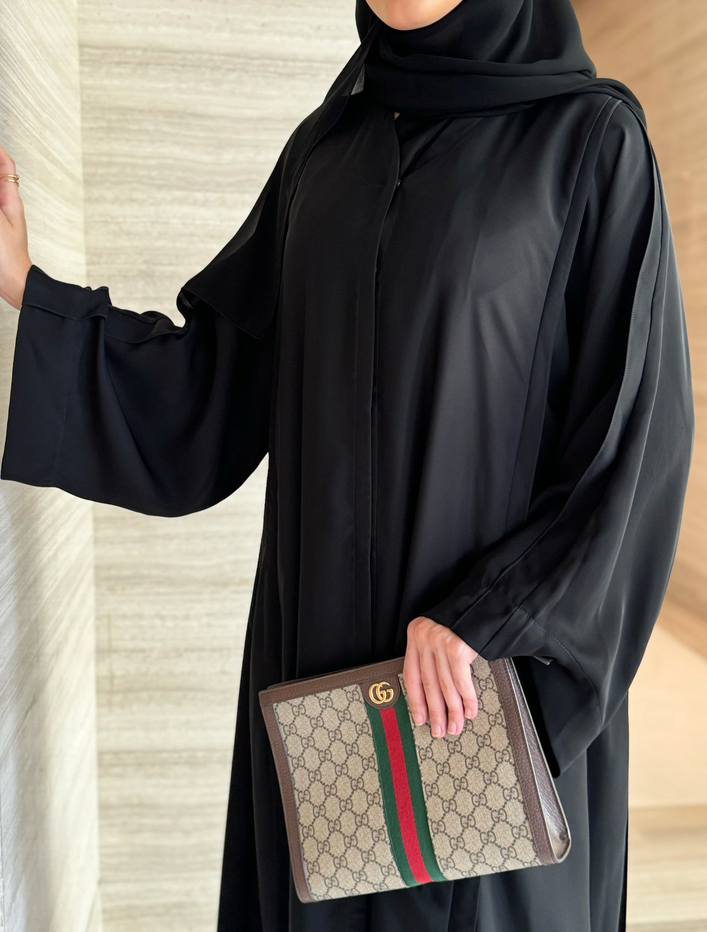 عباية ندى سوداء