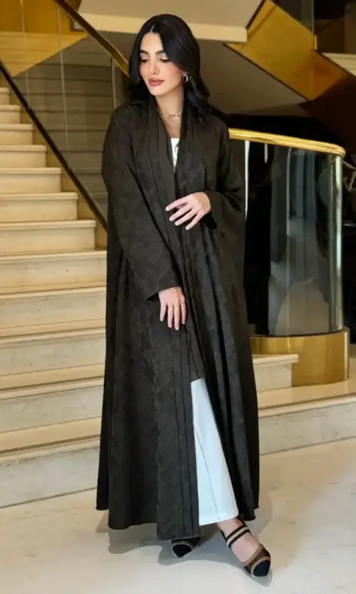 عباية شين زيتية