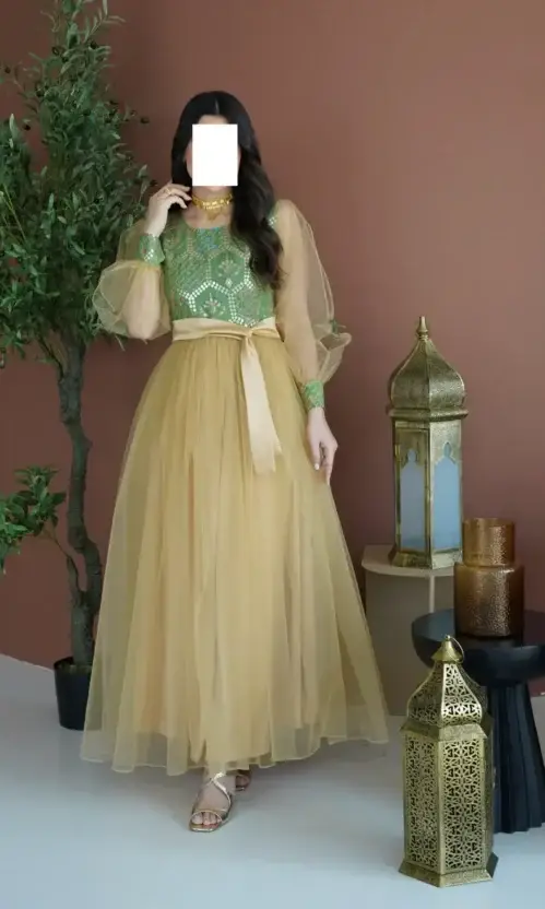 فستان ميثا